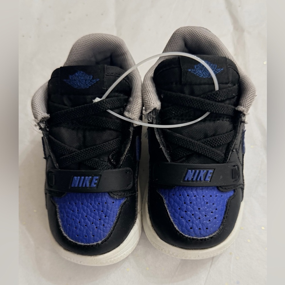 Nike Air Jordan Legacy 312 Low Little Kids Shoes Size 5.5 Laceless